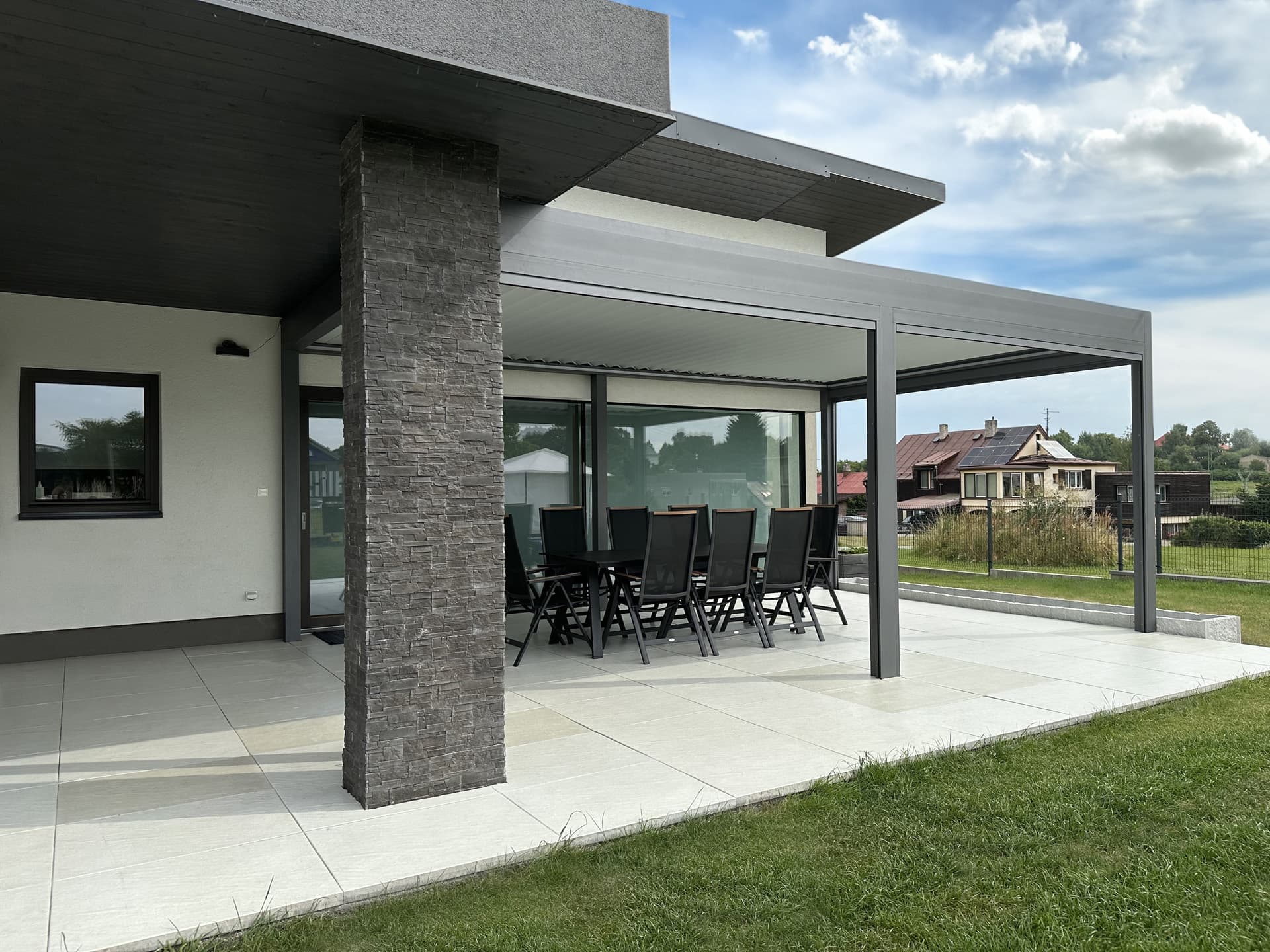 Pergola s integrací do domu Lutyne