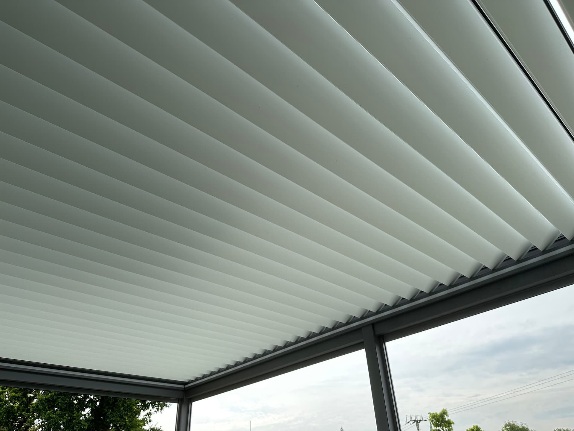 Pergola s integrací do domu Lutyne - obrázek 5